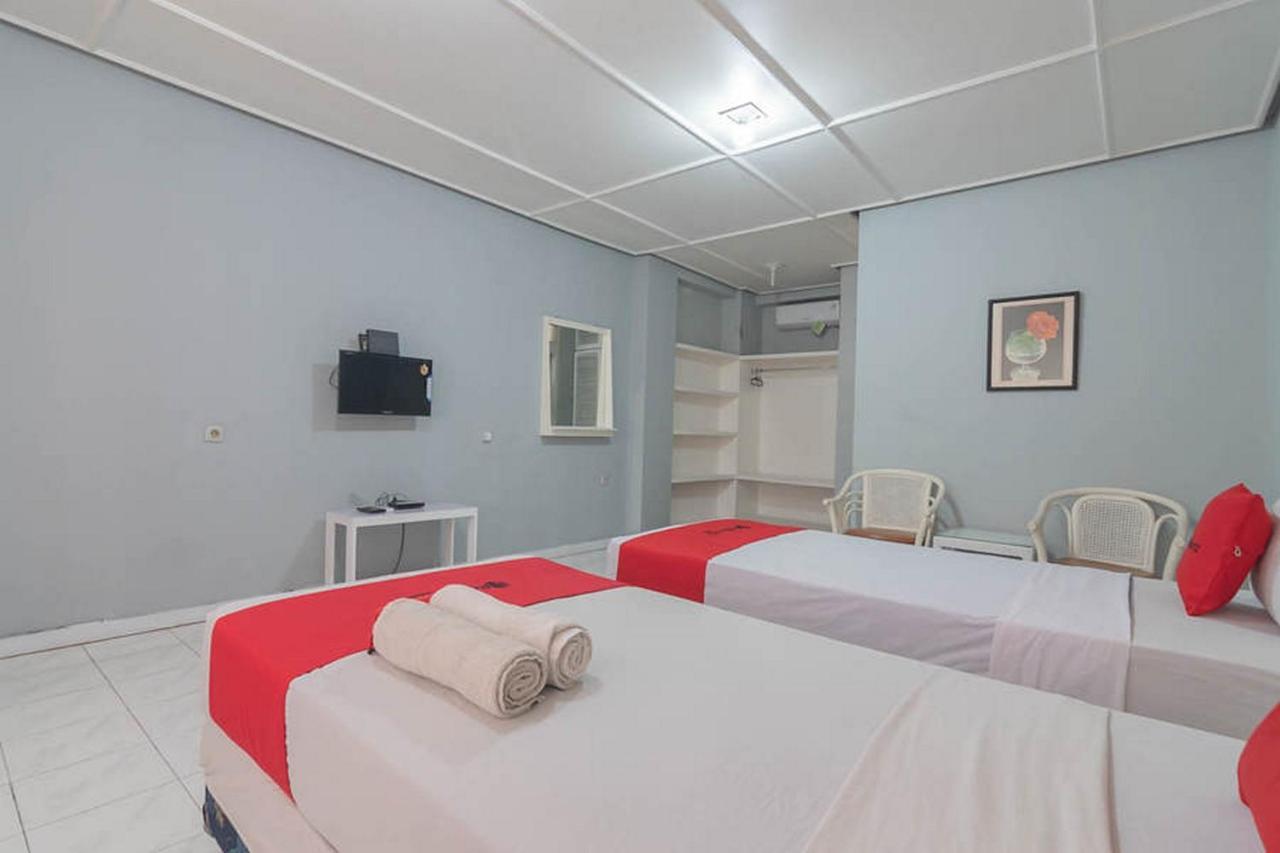 RedDoorz At Jalan Raya Lembang Hotel Padasul Luaran gambar