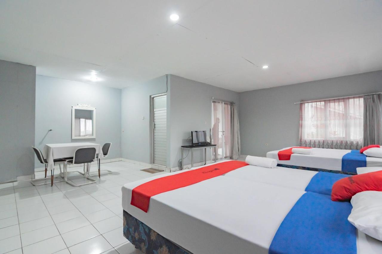 RedDoorz At Jalan Raya Lembang Hotel Padasul Luaran gambar